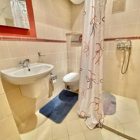Royal Bay 2 - Private Apartment - Bsr