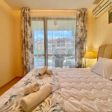 Royal Bay 2 - Private Apartment - Bsr Apartmán *